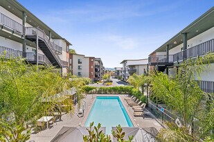 Bella Creek Apartments in Rohnert Park, CA - Building Photo