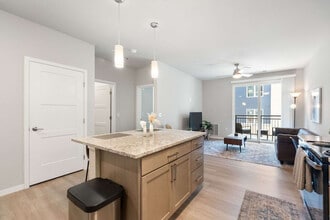 601 Sand Pearl Ln in Madison, WI - Foto de edificio - Building Photo