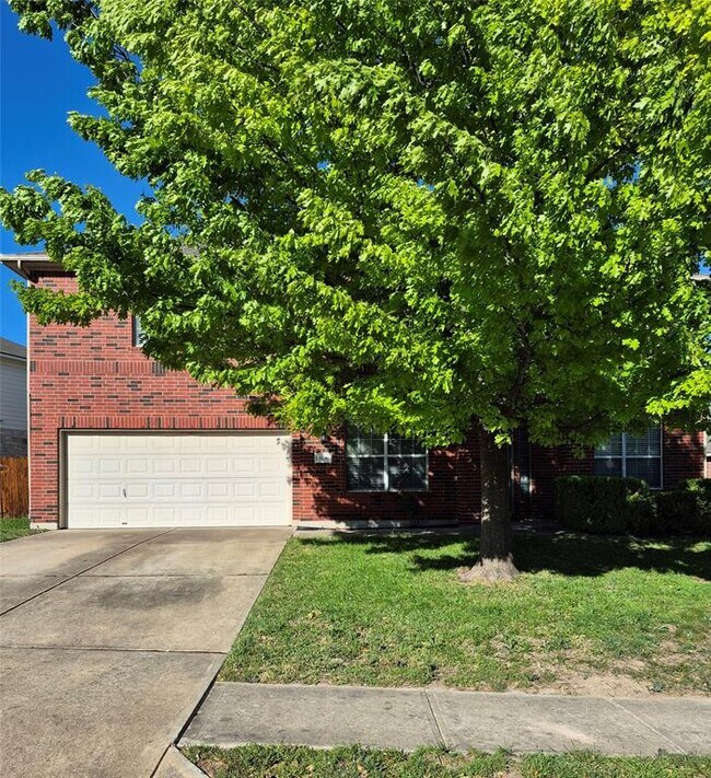 808 Busleigh Castle Way in Pflugerville, TX - Building Photo - Building Photo