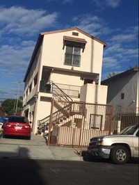 1039 S Lake St in Los Angeles, CA - Foto de edificio - Building Photo