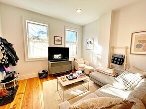 264 Sumner St in Boston, MA - Building Photo - Building Photo