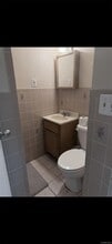 4 Espie Ln in North Babylon, NY - Building Photo - Building Photo