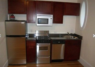 214 Hemenway St in Boston, MA - Foto de edificio - Building Photo