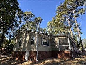 361 Buck Ct in Suwanee, GA - Building Photo - Building Photo