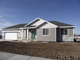 783 S 340 E in Smithfield, UT - Building Photo