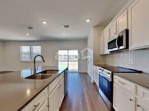 561 Plumeria Ln in Summerville, SC - Building Photo - Building Photo