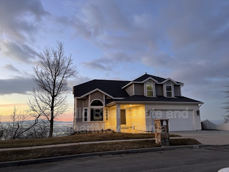 3408 Huntington Dr in Bountiful, UT - Building Photo