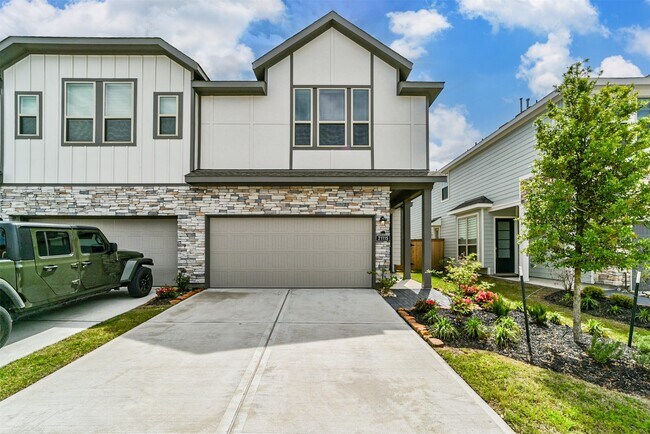 property at 21115 Castroville Wy