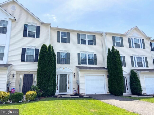 property at 172 S Savanna Dr