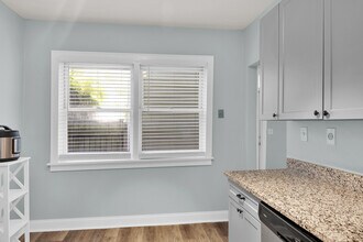 2602 Riverside Dr in Cincinnati, OH - Building Photo - Building Photo