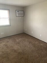 400 3rd Ave SW in Cascade, IA - Building Photo - Building Photo