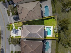 19278 NE 6th Ave in Miami, FL - Building Photo - Building Photo