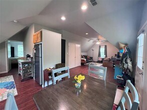 609 Myrtle St in Denton, TX - Building Photo - Building Photo