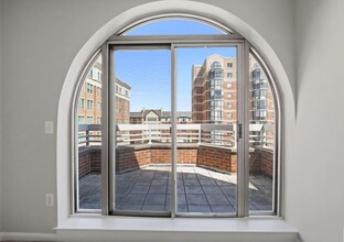 22 Courthouse Sq in Rockville, MD - Building Photo - Building Photo