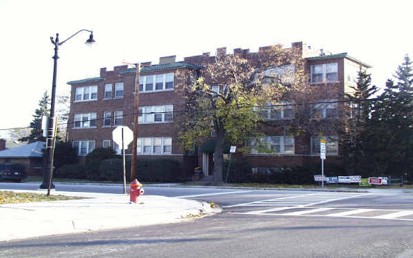 400 Wilcox St in Joliet, IL - Foto de edificio