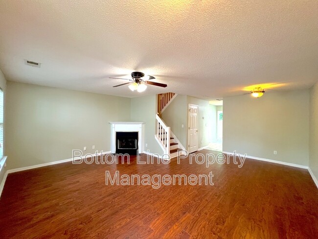 13656 Meade Glen Ct in Charlotte, NC - Building Photo - Building Photo