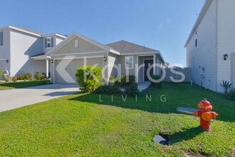 8611 SW 44th Ct in Ocala, FL - Building Photo - Building Photo