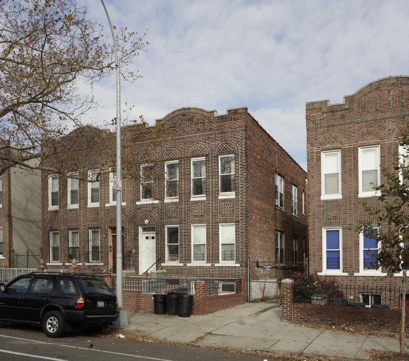 47 Rockaway Pky in Brooklyn, NY - Foto de edificio