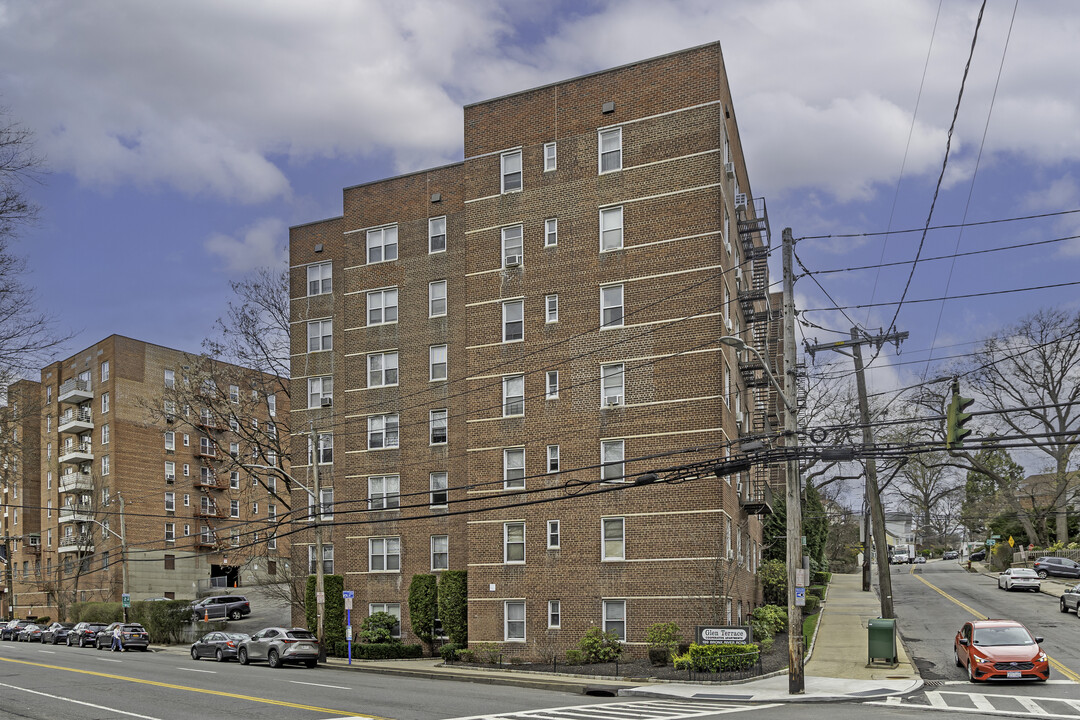 Glen Terrace in Yonkers, NY - Building Photo