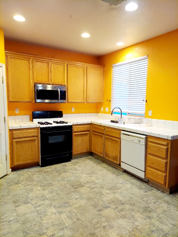 1625 Dreamy Way in Sacramento, CA - Building Photo - Building Photo