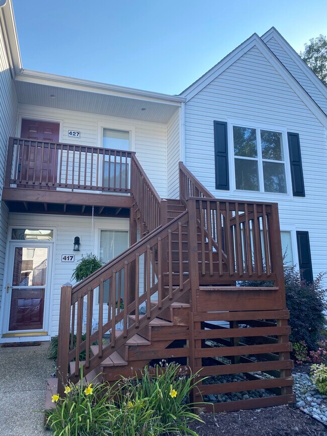 427 Persimmon Dr Rentals in Yorktown, VA