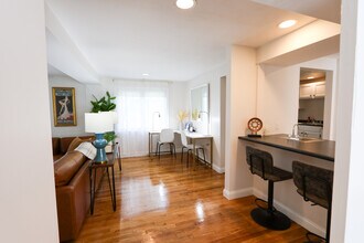 29 Jay St, Unit 1A in Cambridge, MA - Building Photo - Building Photo