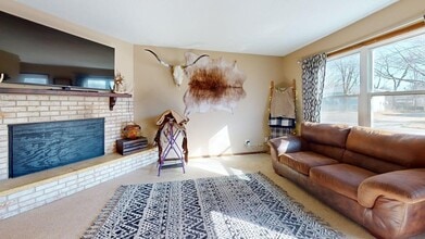 1005 Mesa Verde Pl in Ames, IA - Building Photo - Building Photo