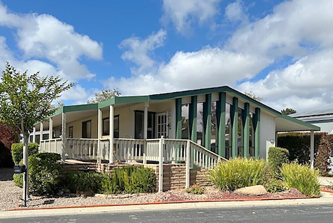 5330 Don Miguel Dr in Carlsbad, CA - Building Photo