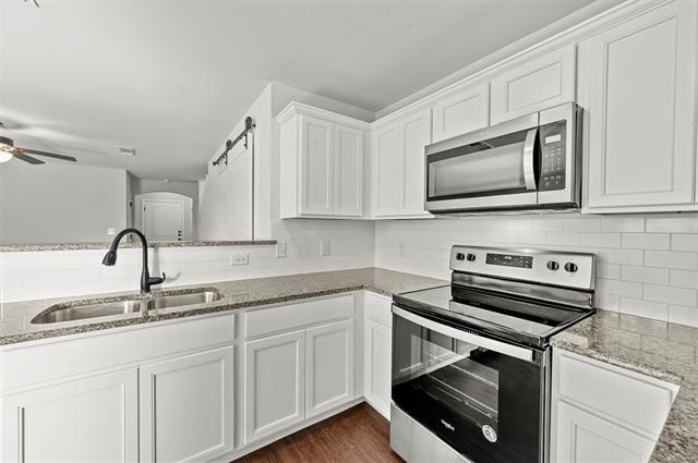 236 W Lake Ave in Sherman, TX - Building Photo - Building Photo