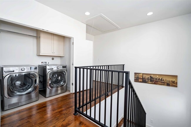 2004 Rosedale St in Houston, TX - Building Photo - Building Photo