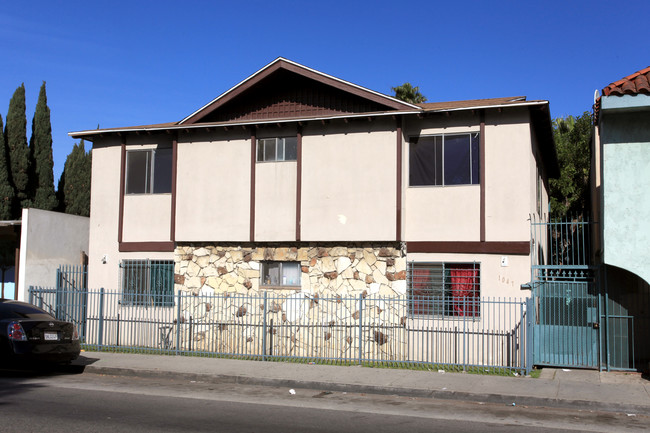 1047 E 7th St in Long Beach, CA - Building Photo - Building Photo