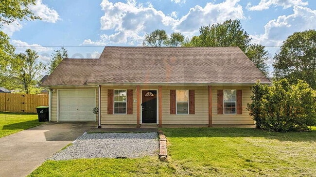 property at 1042 Waterford Cir