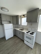 772 Paani St in Honolulu, HI - Building Photo - Building Photo