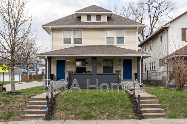property at 1035 N Parker Ave