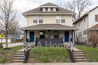 1037 N Parker Ave in Indianapolis, IN - Building Photo - Building Photo