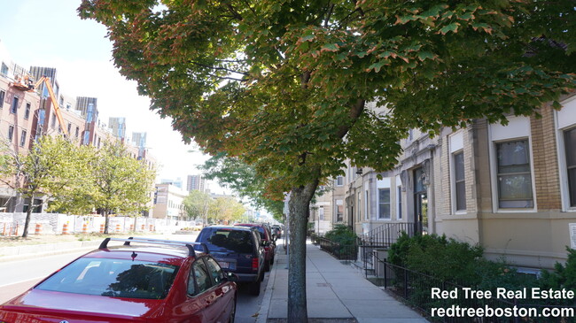 64 Brighton Ave, Unit 1 in Boston, MA - Building Photo - Building Photo