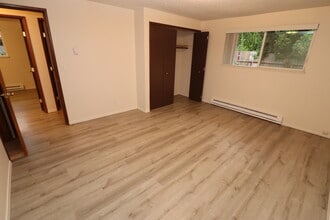 4732 Cougar Ct SE, Unit 4732 in Salem, OR - Building Photo - Building Photo