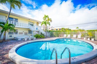 SN Reeves Properties LLC in Fort Lauderdale, FL - Building Photo - Interior Photo