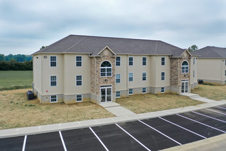 Bison Ridge Estates in Elwood, IN - Foto de edificio - Building Photo