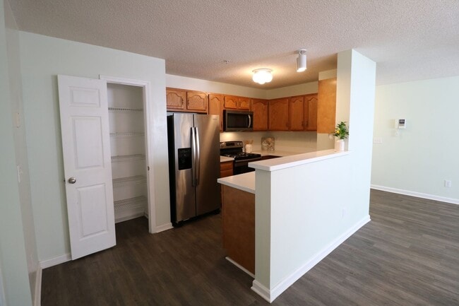 214 Quietwood Dr in Winston-Salem, NC - Building Photo - Building Photo