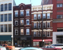 720-724 Main St in Cincinnati, OH - Building Photo