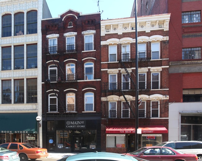 720-724 Main St