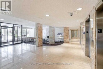 1208-44 Longbourne Dr in Toronto, ON - Building Photo - Building Photo