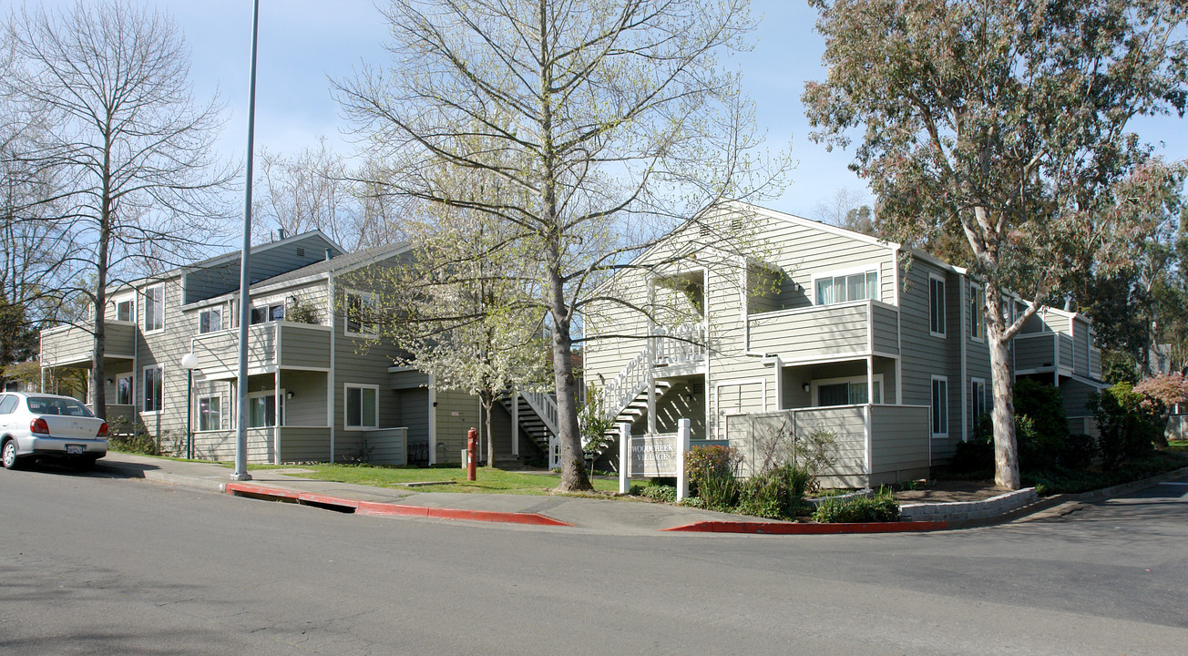 Woodcreek Village in Santa Rosa, CA - Building Photo