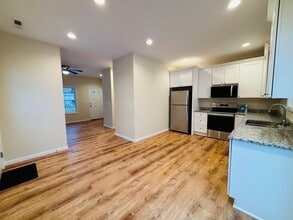 290 Perry St NE in Christiansburg, VA - Foto de edificio - Building Photo