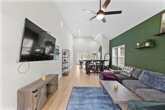 624 Robert St NW in Atlanta, GA - Building Photo - Building Photo