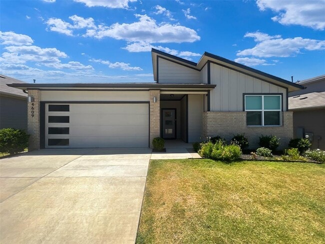 4609 Tully Dr in Pflugerville, TX - Building Photo - Building Photo