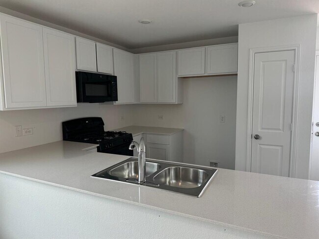 193 Magalia Ln in Kyle, TX - Building Photo - Building Photo