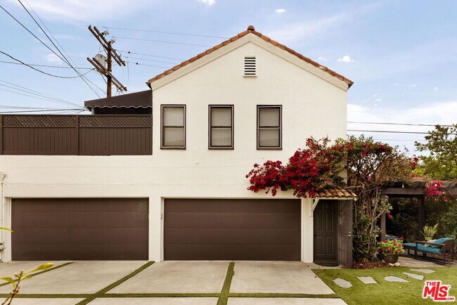 144 S Orange Dr in Los Angeles, CA - Building Photo - Building Photo