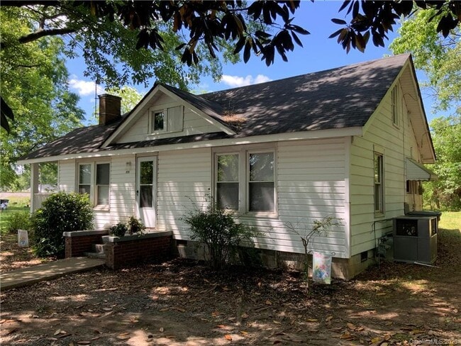 808 NC-161 in Bessemer City, NC - Building Photo - Building Photo